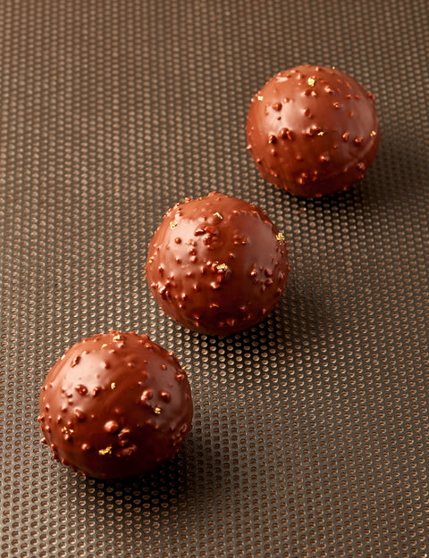 Bachour - The New Era of Viennoiserie by Antonio Bachour